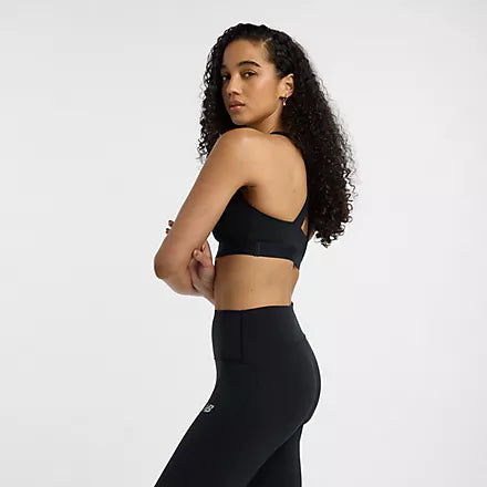New balance  NB Essential Train Bra